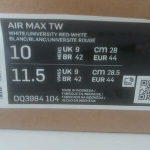 Nike Air Max TW White and Red Sneakers